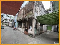 Nhà phố rẻ 6.2 x 10m 1 trệt 2 lầu góc 3 mặt tiền hẻm Nguyễn Đình Chiểu Q3 TP.HCM