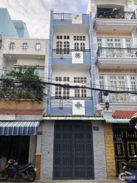 Bán nhà 2 lầu 4 phòng ngủ gần chợ Nhị Xuân, Hóc Môn giá full 850tr