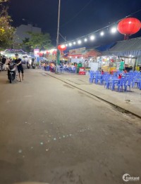 Bán lô đất đối diện dự án Sun Group cầu Trần Thị Lý giữa chợ đêm 200m2 chỉ 11tỷ