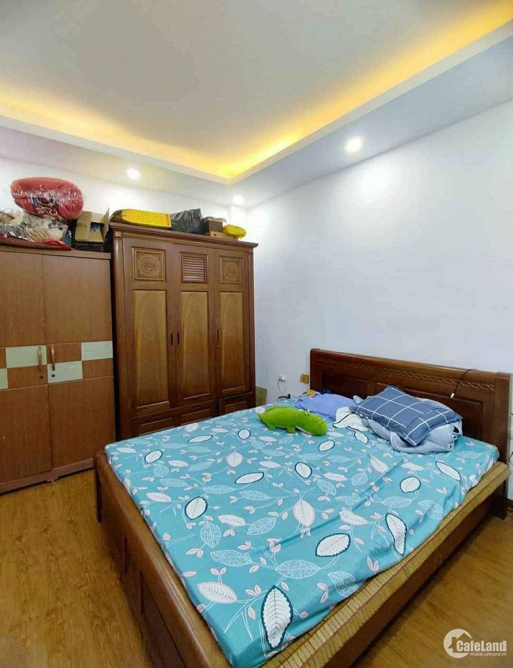 Bán nhà đường Tân Kỳ Tân Quý quận Bình Tân, Hẻm Xe Hơi, 4x12x5 Tầng, Chỉ 4 Tỷ