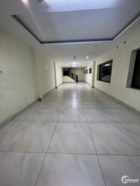 Cho thuê nhà mặt phố Kim Giang , 80m2 x 3 tầng, giá 32tr / tháng