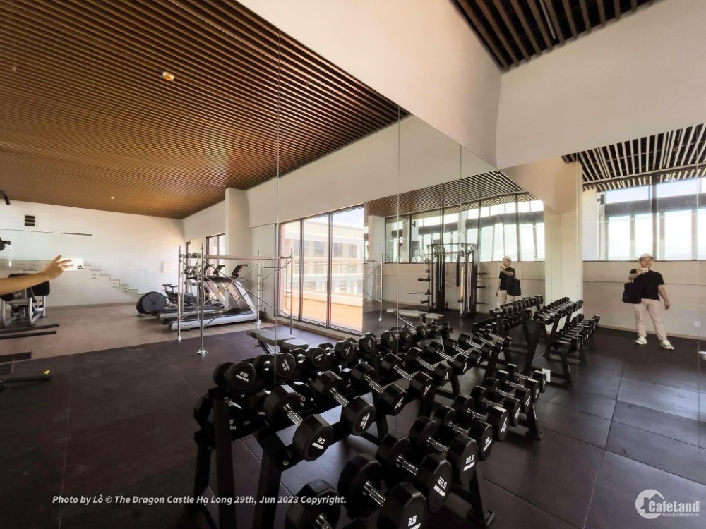 Chỉ 390tr sở hữu ngay căn hộ, tầng cao view Vịnh, tại trung tâm Bãi Cháy Hạ Long