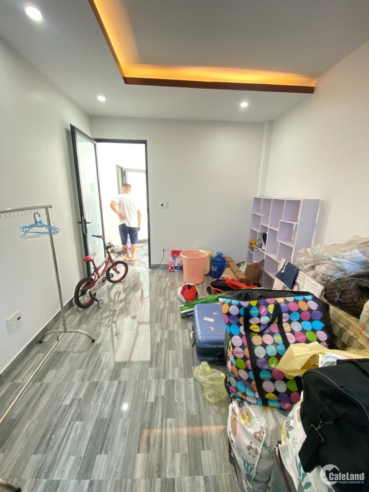 Cho nhà 3 tầng mặt đường Hào Khê - Kinh Doanh Sầm Uất Nhất Khu.