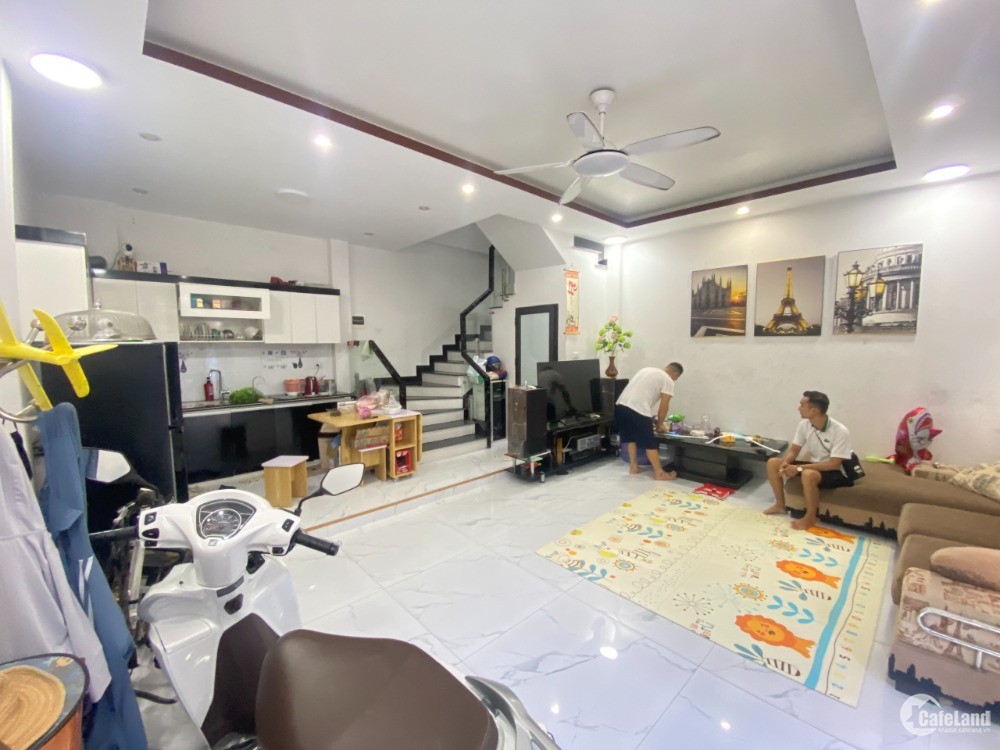 Cho nhà 3 tầng mặt đường Hào Khê - Kinh Doanh Sầm Uất Nhất Khu.