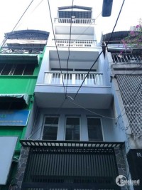 Không có căn thứ 2 cách mặt tiền đường Nguyễn Đình Chiểu, Phường 4, Phú Nhuận