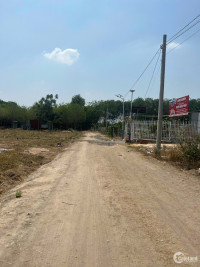 Nợ ngân hàng cần bán 250 m2 đất thổ cư tại Tân Hưng,Hớn Quản,Bình Phước