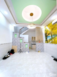 Nhà đẹp 33 m2, 4 tầng 3PN, Trần Hưng Đạo, Quận 1. 5,1 tỷ