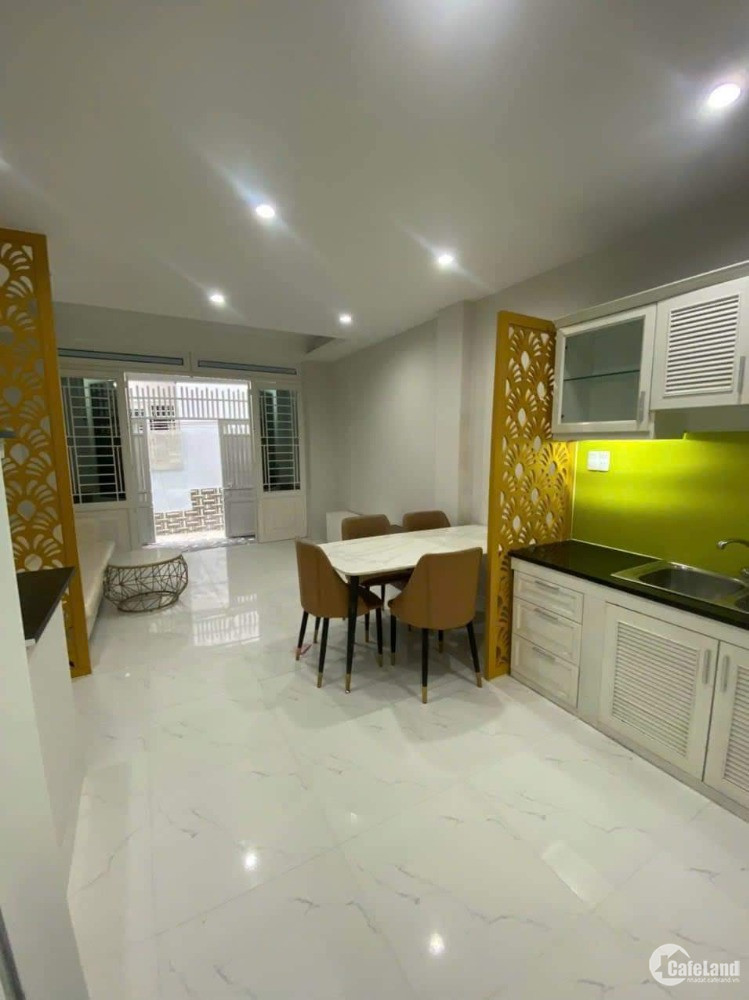 Nhà đường Huỳnh Tấn phát 5 tầng mới đẹp ở ngay giá cực rẻ