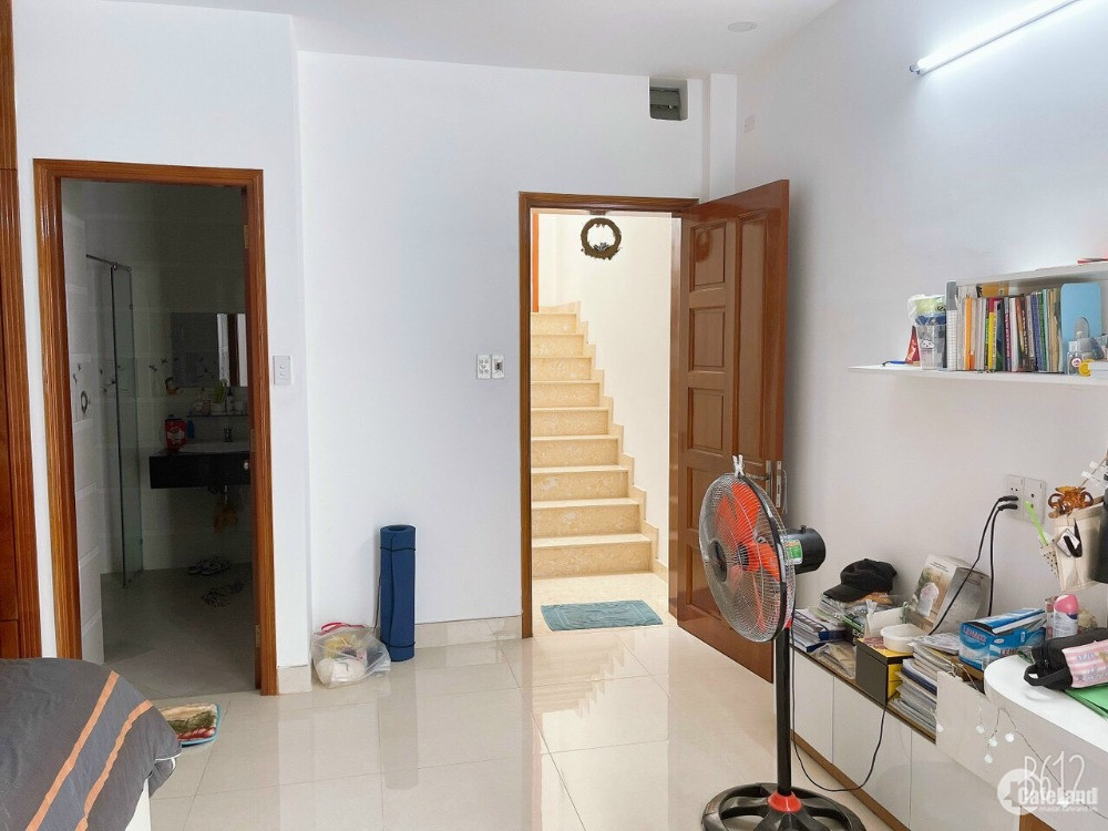 Cho thuê nhà phố KDC Tân Thành Lập,đường Phạm Hữu Lầu,Quận 7. DT: 5x14m,giá 23tr