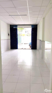 Cho thuê mặt bằng 40m2 mặt tiền đường Phạm Văn Đồng Linh Tây