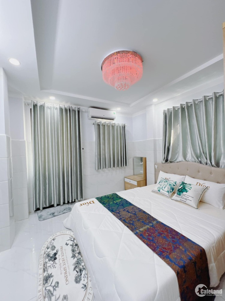 Hẻm xe tải 10m Quận 1 - Nhà lung linh 4 tầng 3pn. 4,650 tỷ