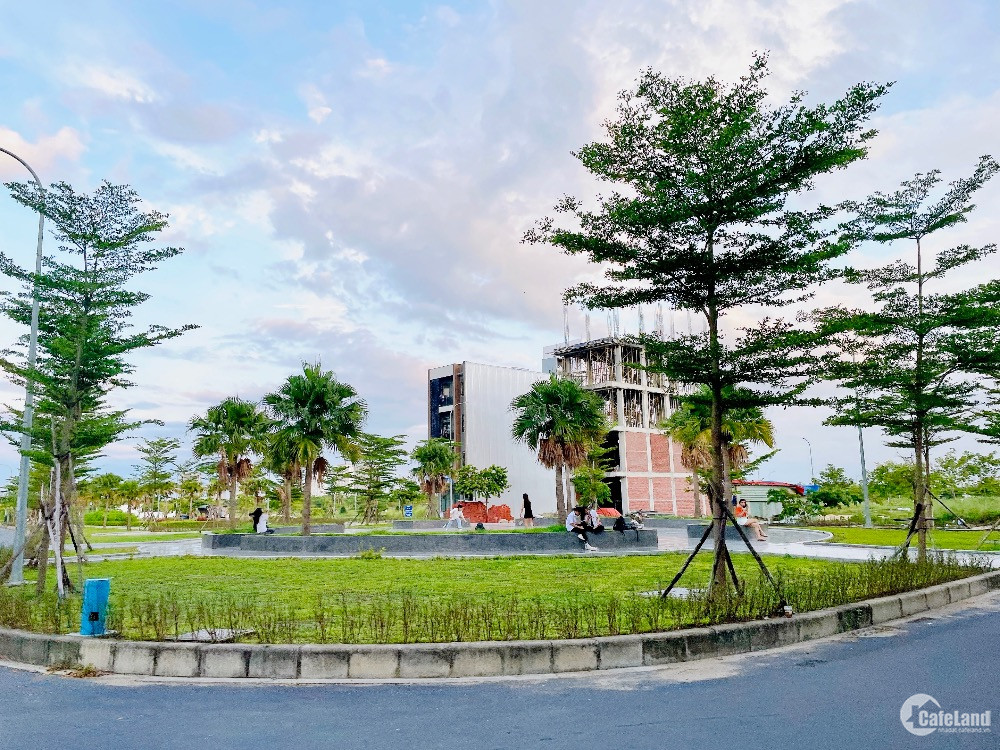 Các lô đất Kẹp Công viên 2 mặt tiền đẹp GIÁ ĐẦU TƯ tại Khu FPT City Đà Nẵng