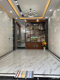 Bán nhà HXH đỗ cửa Phan Xích Long,Phú Nhuận,45m2, 5 tầng,ở ngay,8.1 TỶ