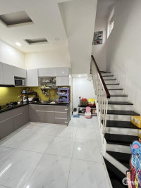 Cách Mạng Tháng Tám,Tân Bình,41m2, 4 tầng, ngang 5m, cho thuê 16tr/th, 6.2 TỶ