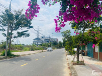 Bán đất biệt thự MT đường Nguyễn Đình Thi, Hòa Xuân, Cẩm Lệ,Đà Nẵng.