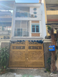 Cho thuê nhà 121 Hồng Hà P.2 Q.Tân Bình, Tp. Hồ Chí Minh gần sân bay TSN