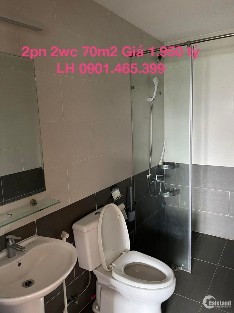 Bán nhanh căn hộ 60m2 view hồ bơi, 2PN 2WC Giá 2 tỷ Có Sổ, Tặng Full nội thất