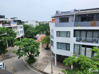 Chính chủ bán căn liền kề khu Little Vietnam - phố Hoàng Quốc Việt - Hùng Thắng