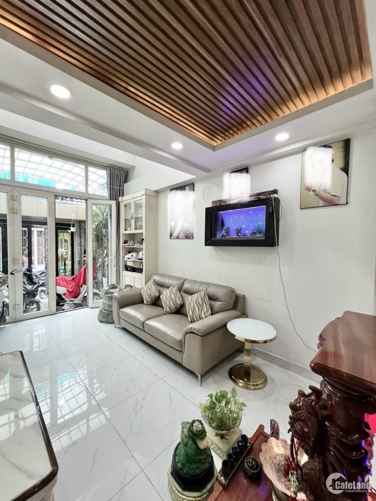 Quận 10, Hẻm xe hơi đường Ba Tháng Hai, P12, 51m2, 5 tầng, 4PN, nhỉnh 10 tỷ