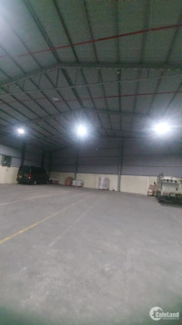 Cho thuê kho xưởng 900m2 ngay cầu Quán Gánh, Thường Tín, cách Văn Điển 5km