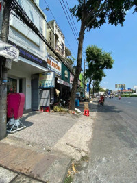 Bán nhà trệt 3 lầu mặt tiền đường 3/2 cách ngã tư Mậu Thân 100m. P. Xuân Khánh Q