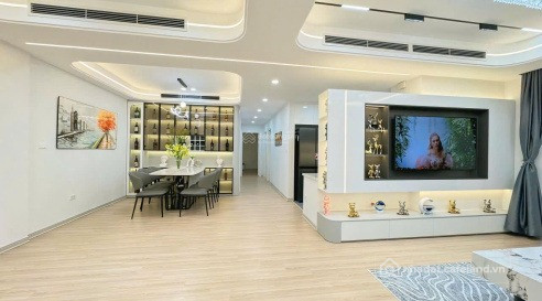 Bán căn hộ chung cư ngõ 28 Xuân La, nhà F , DT 100m2 ( 3pN) – sổ lâu dài – nhà đ