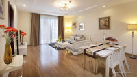 Em cần bán gấp căn hộ chung cư trung tâm quận Cầu Giấy. + Căn hộ 80m2 ( 2PN) đườ