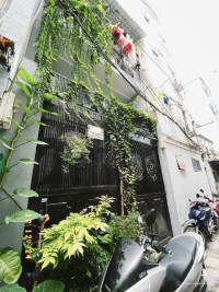 Quận 10, Ba Tháng Hai, phường 12, 50m2, 3 tầng đẹp, ngang 4m, 3PN, nhỉnh 8 tỷ