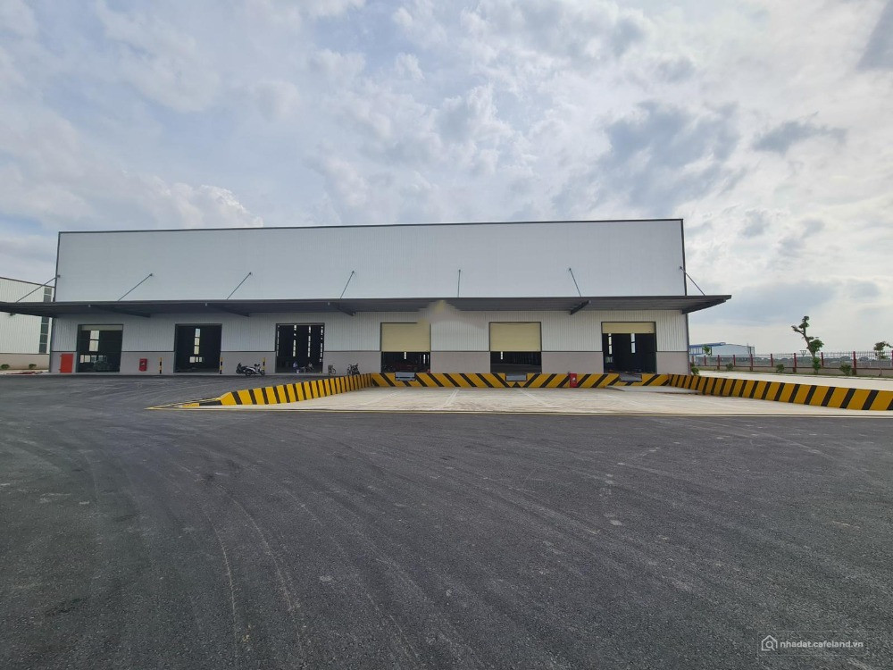 Cho thuê kho xưởng DT 1500m2, 1800m2, 5000m2 tại KCN Tân Quang, Văn Lâm, Hưng Yê