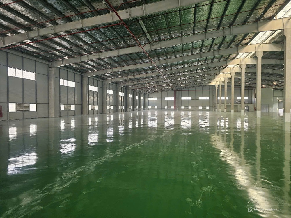 Cho thuê nhà xưởng KCN Thuận Thành, DT 13200m2 độc lập làm chế xuất, nền epoxy