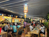 sang nhà hàng 2 mặt tiền đường cao đức lân đầy đủ trang thiết bị