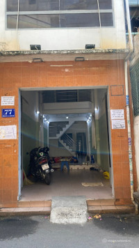 Cho thuê nhà mặt tiền. Tiện kinh doanh và ở. Mặt tiền 77 Tăng Bạt Hổ, Phường 11,