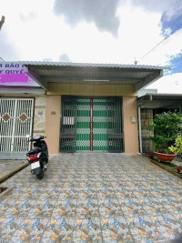 BÁN GẤP CĂN CẤP 4 CHỢ BÌNH CHÁNH ĐANG CHO THUÊ MỞ SPA 5TR/THÁNG
