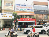 Bán nhà vị trí đẹp MT Lý Chính Thắng, Phường 8 Quận 3, DT 7,5 x 15m, đang có HĐT