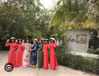 Bán đất tặng nhà kho diện tích lớn ngay ngã ba Bảo Tàng Áo Dài
