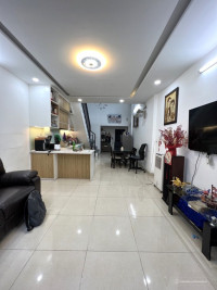 NGAY CHỢ TÂN TRỤ - NGUYỄN SỸ SÁCH - TRẦN THÁI TÔNG -TÂN BÌNH - DT 73M2 -  5 TẦNG