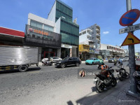 Bán nhà MT Lạc Long Quân, phường 10, Q Tân Bình, DT 8,05 x 21m, HĐT 120 triệu/th