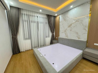 Bán nhà Bùi Xương Trạch, Ô tô chạy vòng quanh nhà, 40m2, 13.2 tỷ