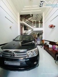 Sở hữu nhà gần TH Phú Thọ giá 3TỈ980 hẻm 5M Ở 172/Tạ Uyên Q11.2tầng-2pn-44m2.SHR