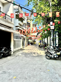 KÈO THƠM- ĐỊNH GIÁ 16 TỶ CHỦ NHÀ CHÀO NHỈNH 12 TỶ - HẺM TO ĐÙNG P15 PHÚ NHUẬN