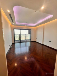 Cho thuê căn studio Diamond Crown Doji không nội thất có sẵn tủ bếp điều hòa