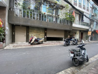 BÁN TÒA NHÀ VĂN PHÒNG HOA BẰNG, CẦU GIẤY 225M2 x MT10 x 6 TẦNG  - VỈA HÈ -