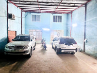 Cho thuê Nhà Đất sân rộng, 2 gác, 4PN, hẻm xe hơi