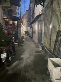 Cho thuê nhà nguyên căn có gác suốt rộng