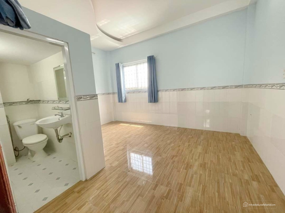 Cực hot Nhà HXH Gò Cát, Phú Hữu, Q.9. DT:151m2, 4PN chỉ 5,35tỷ