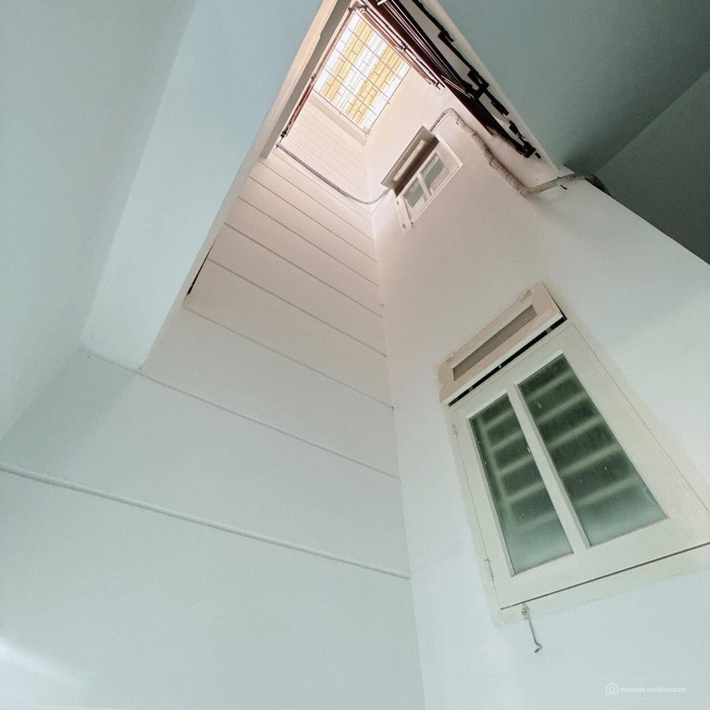 Gấp bán mặt tiền 100m2 4 tầng ngay chung cư Hà Kiều Dương Quảng Hàm 14tỷ