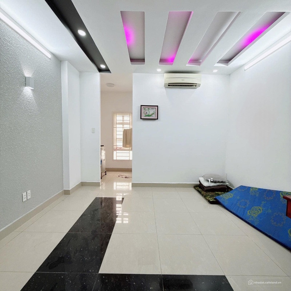 Gấp bán mặt tiền 100m2 4 tầng ngay chung cư Hà Kiều Dương Quảng Hàm 14tỷ