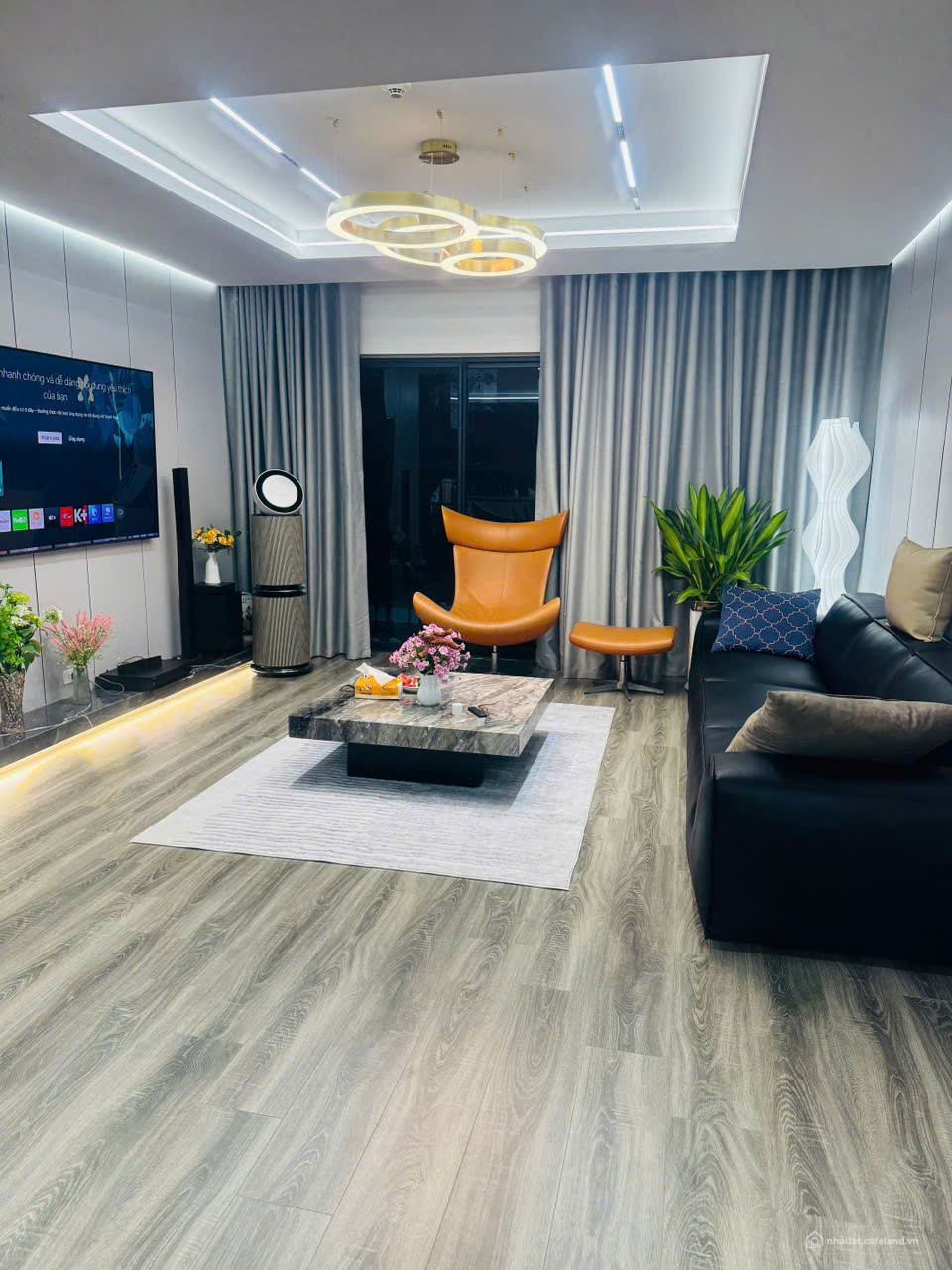 Siêu phẩm 3 ngủ 2 WC tòa Diamond Goldmark City DT 140m2 nội thất mới tinh 100%
