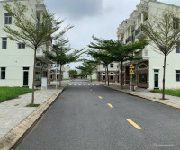 Chính chủ cần bán gấp Đất nền Dự án Icon Central P.Tân Đông Hiệp, Tp Dĩ An giá 2