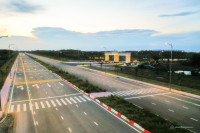 Lô đất gần cổng dự án Long Tân City giá 14,5tr/m2 đường 18m. LH 0986000849